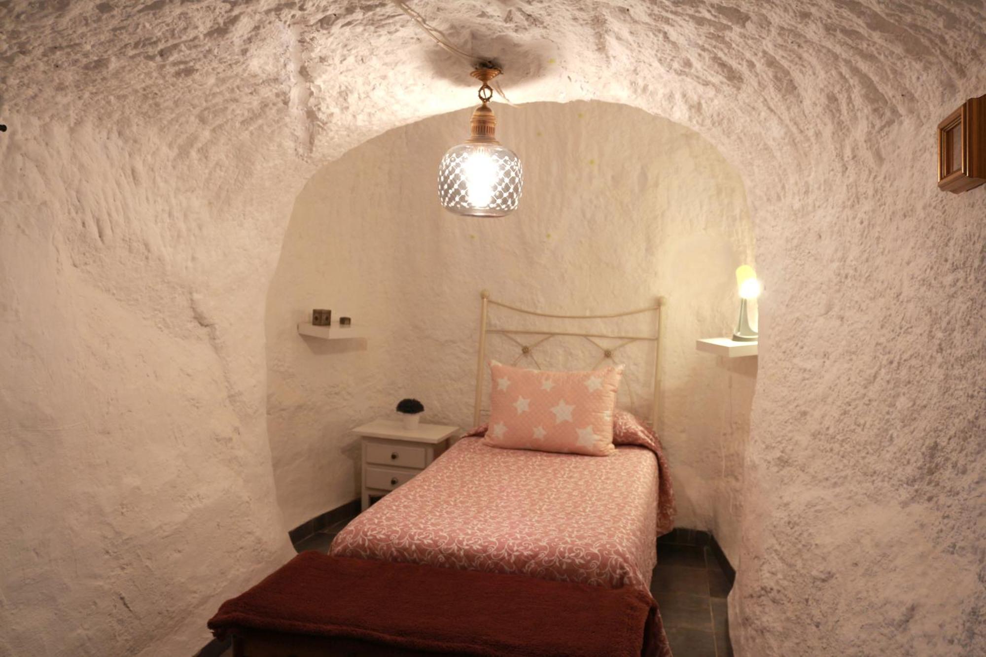 Cueva La Loli Villa Guadix Exterior photo